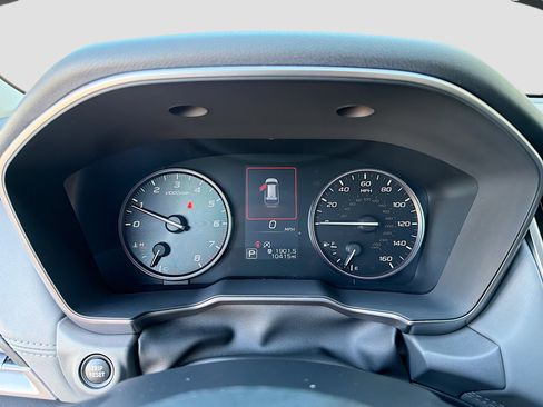 Certified 2025 Subaru Outback Onyx Edition image 37