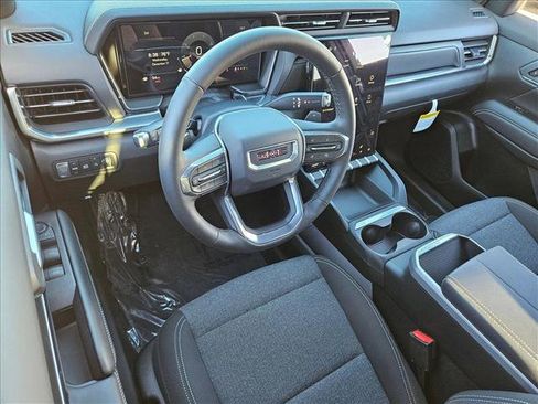 New 2026 GMC Terrain Elevation w/ Black Edition image 3