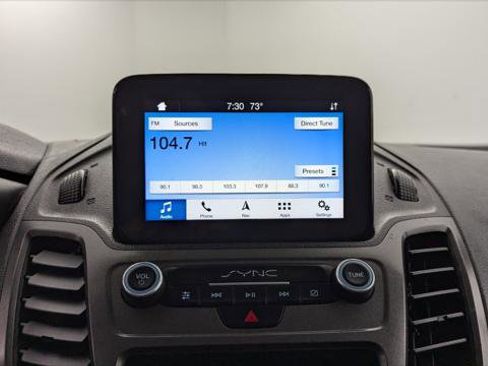 Used 2019 Ford Transit Connect XLT image 19