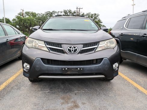Used 2014 Toyota RAV4 XLE FWD image 4