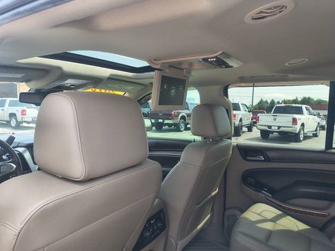 Used 2018 Chevrolet Tahoe Premier AWD/4WD image 20