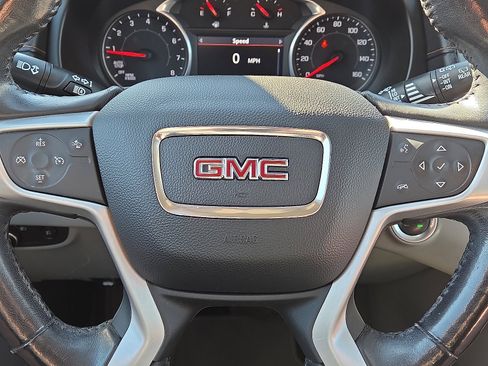 Used 2020 GMC Terrain SLT image 16