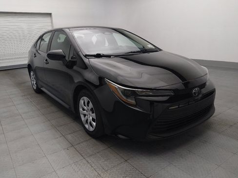 Used 2024 Toyota Corolla LE FWD image 13