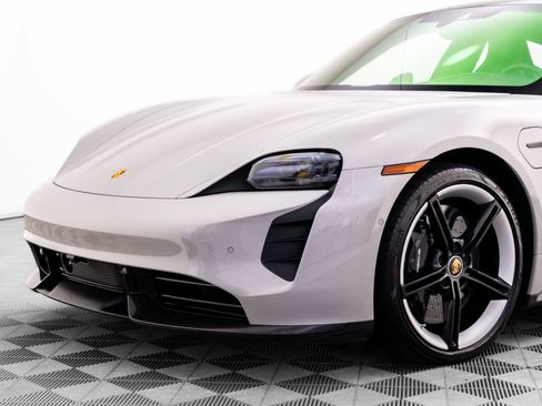 Used 2022 Porsche Taycan Turbo S image 39
