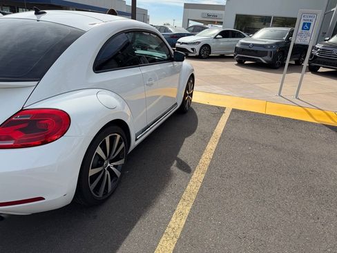 Used 2012 Volkswagen Beetle Turbo image 5