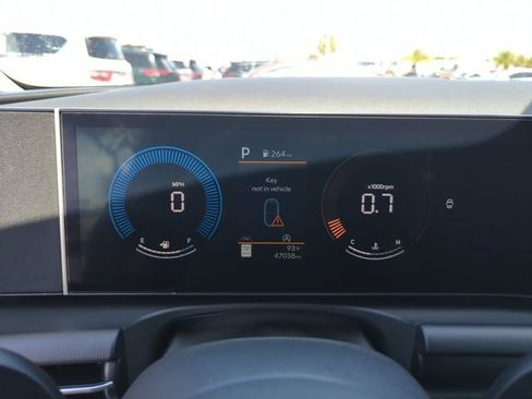 Used 2025 Hyundai Tucson SEL FWD image 47