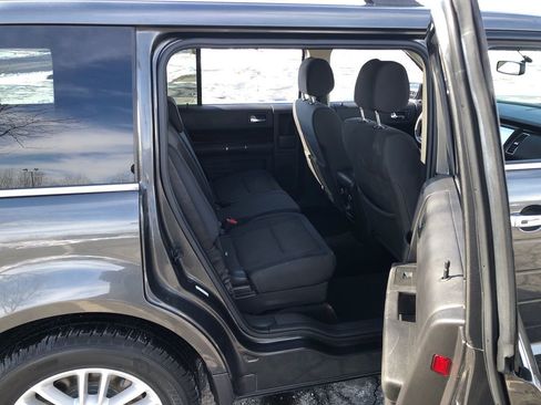 Used 2016 Ford Flex SEL image 25