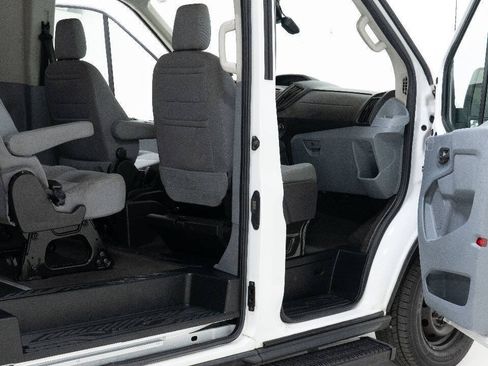 Used 2019 Ford Transit 350 XLT RWD image 21