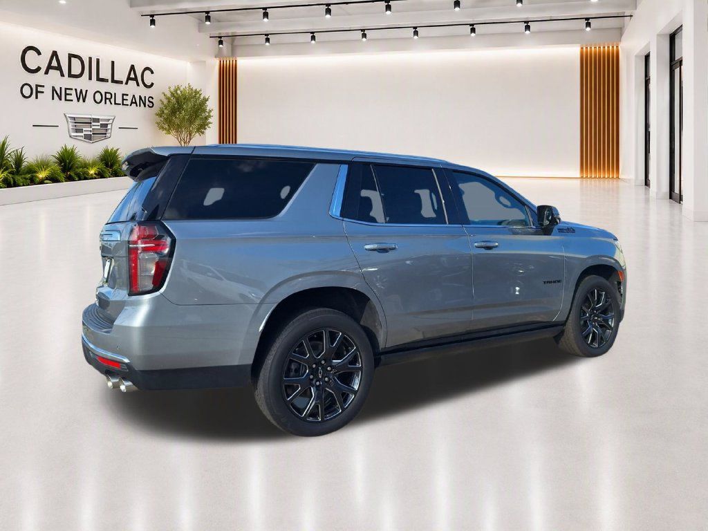 Used 2023 Chevrolet Tahoe High Country RWD image 3