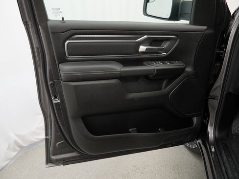 New 2026 RAM 1500 4x4 Crew Cab image 26