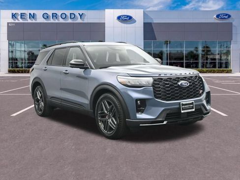 Used 2025 Ford Explorer ST w/ Sun And Sound Package AWD/4WD image 1