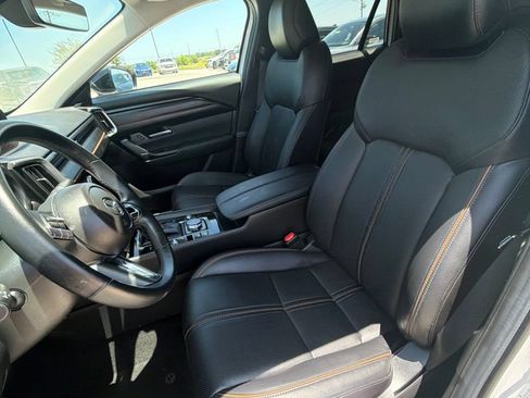 Used 2025 MAZDA CX-50 AWD 2.5 Hybrid w/ Premium Pkg image 8