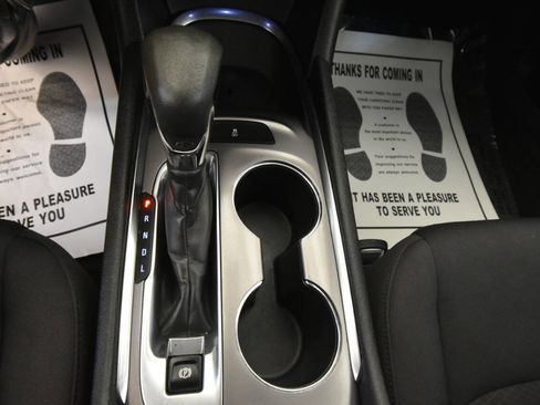 Used 2023 Chevrolet Malibu LT FWD image 25