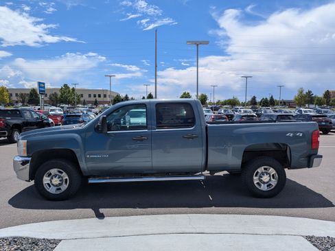 Used 2007 Chevrolet Silverado 2500 LT w/ 1LT Convenience Package AWD/4WD image 9