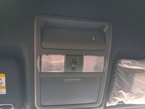 New 2026 Nissan Frontier SV image 7