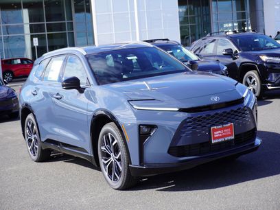 New 2025 Toyota Crown Signia