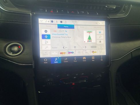 New 2025 Jeep Grand Cherokee Overland w/ Trailer Tow Package image 24