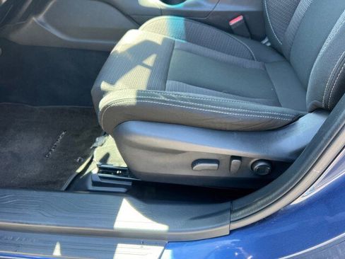 Used 2022 Subaru Outback Premium AWD/4WD image 11