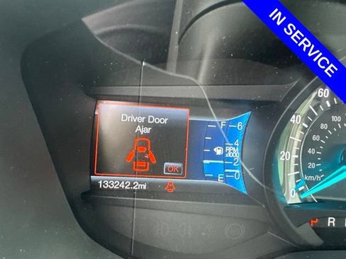 Used 2016 Ford Fusion SE AWD/4WD image 4