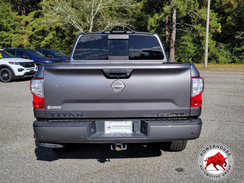 Used 2024 Nissan Titan SV w/ SV Convenience Package RWD image 5