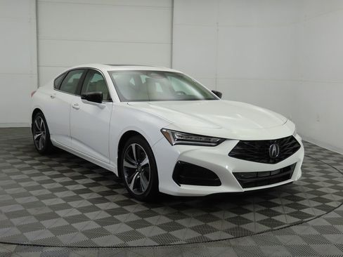 Used 2025 Acura TLX w/ Technology Package image 3
