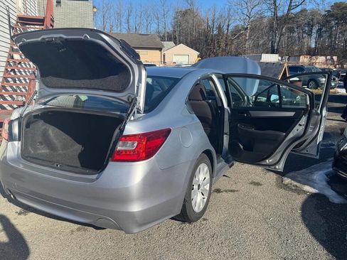Used 2016 Subaru Legacy 2.5i Premium image 11