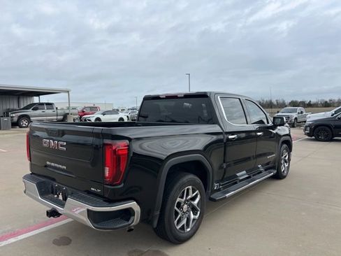 Used 2022 GMC Sierra 1500 SLT image 7