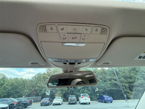 Used 2017 Mercedes-Benz C 300 Sedan image 29