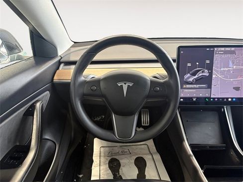 Used 2020 Tesla Model 3 Performance image 10