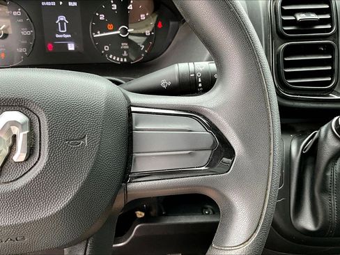 Used 2024 RAM ProMaster 2500 FWD image 9