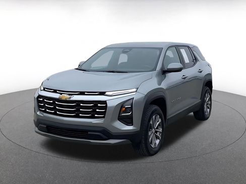 Used 2025 Chevrolet Equinox LT image 7