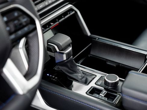 Used 2025 Toyota Tundra Platinum image 21