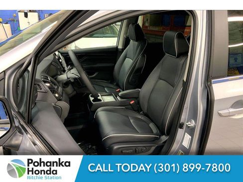 New 2026 Honda Odyssey Touring image 10