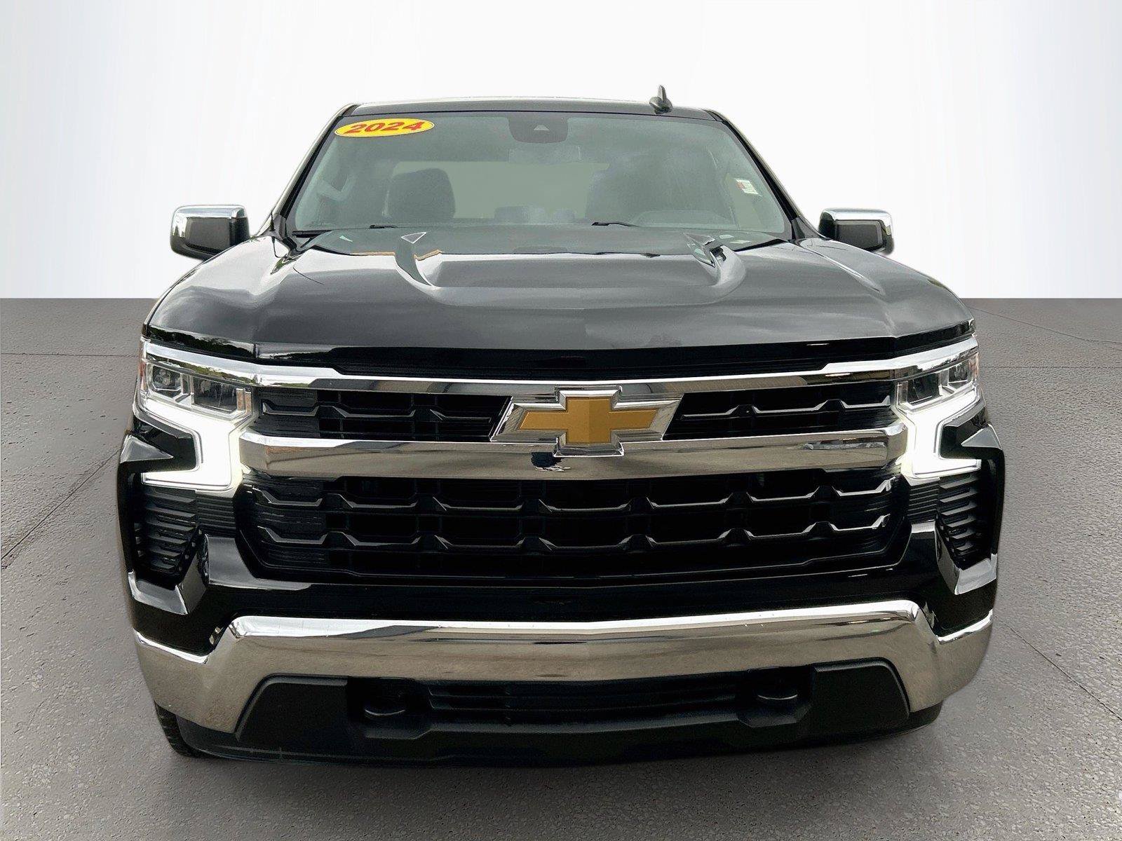Used 2024 Chevrolet Silverado 1500 LT AWD/4WD image 9