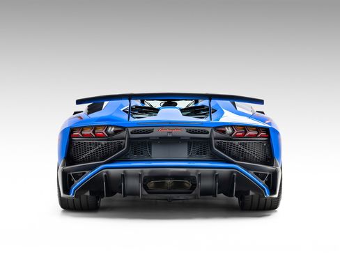 Used 2017 Lamborghini Aventador LP 750-4 Superveloce image 9