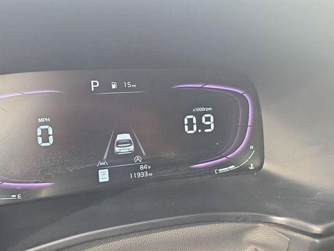 Used 2025 Kia Soul LX FWD image 19