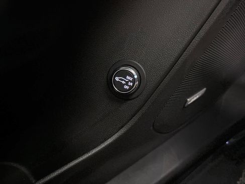 Used 2023 Chevrolet Blazer RS w/ Driver Confidence II Package image 25