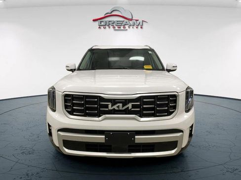 Used 2025 Kia Telluride S FWD image 3