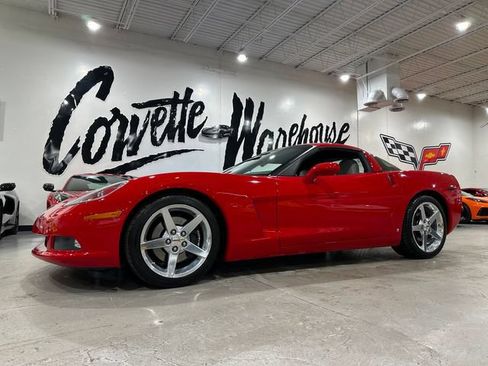 Used 2006 Chevrolet Corvette Coupe w/ Preferred Equipment Group RWD image 1