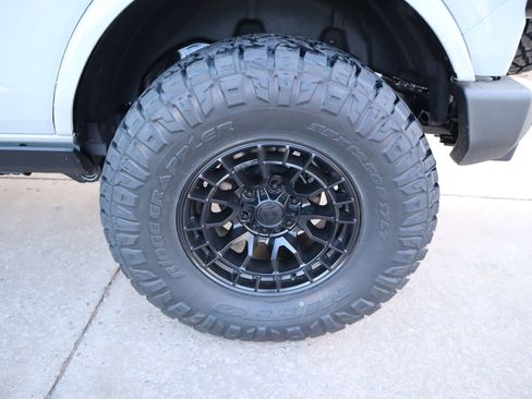 New 2026 Ford Bronco Outer Banks image 19