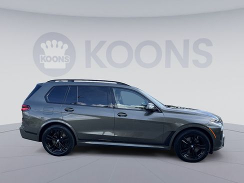 Used 2023 BMW X7 xDrive40i w/ M Sport Package AWD/4WD image 8