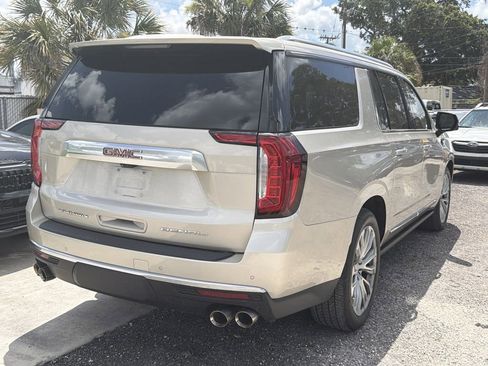 Used 2021 GMC Yukon XL Denali w/ Denali Premium Package RWD image 10