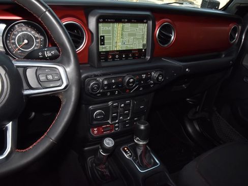 Used 2023 Jeep Gladiator Rubicon w/ Cold Weather Group AWD/4WD image 27