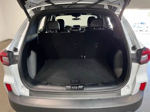 Used 2025 Ford Escape ST-Line Select AWD/4WD image 16