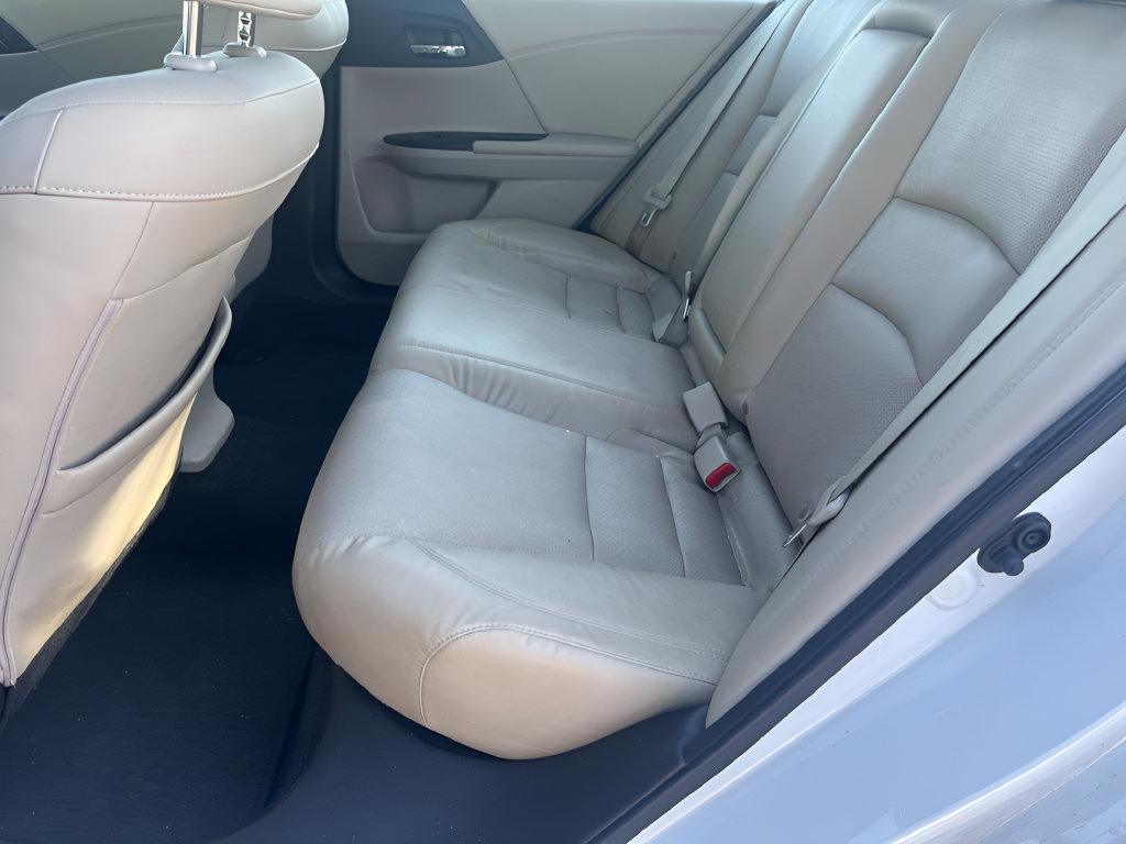 Used 2015 Honda Accord EX-L image 11