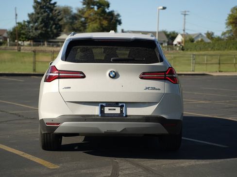 New 2026 BMW X3 xDrive30i w/ Premium Package AWD/4WD image 4