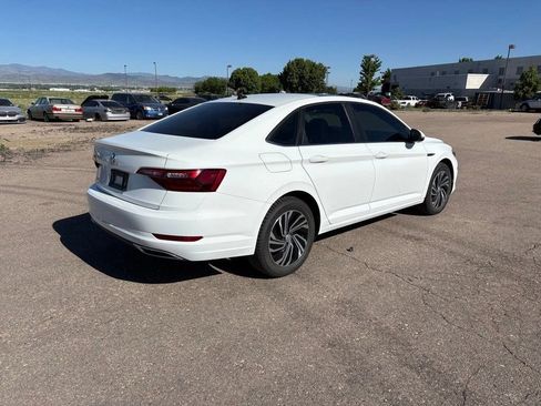 Used 2021 Volkswagen Jetta SEL Premium FWD image 5