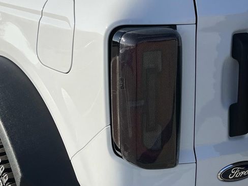 Used 2022 Ford Bronco Wildtrak image 10