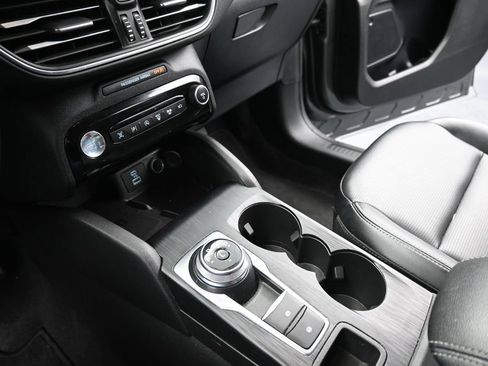 Used 2023 Ford Escape Platinum AWD/4WD image 17
