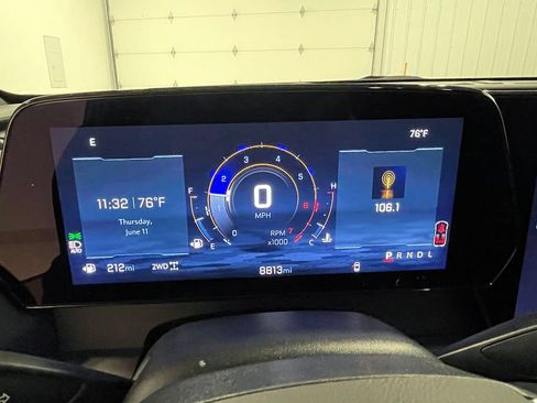 Used 2025 Chevrolet Traverse LT AWD/4WD image 31